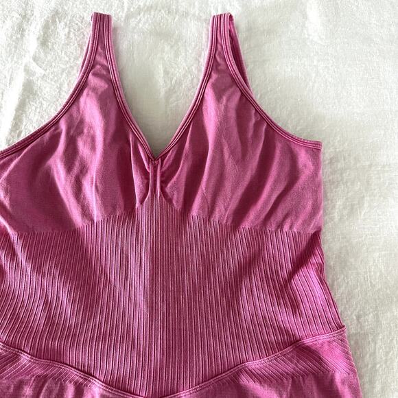 JoyLab Pink Seamless Shorts Bodysuit - Picture 3 of 7